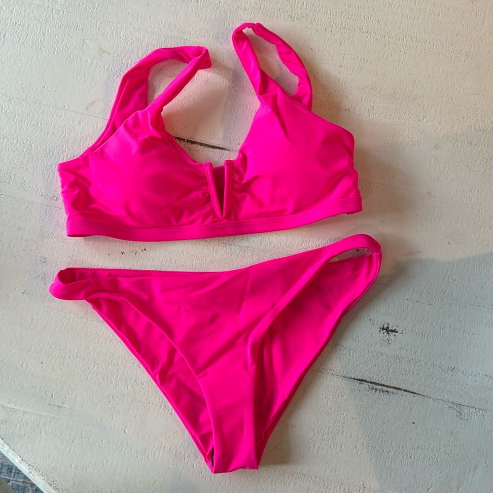 NWT! Hot pink bikini
